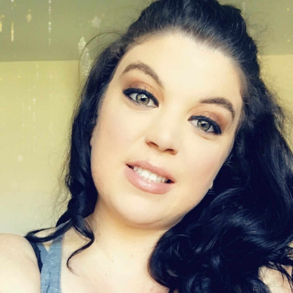 Meet your Posher, Emmyrae